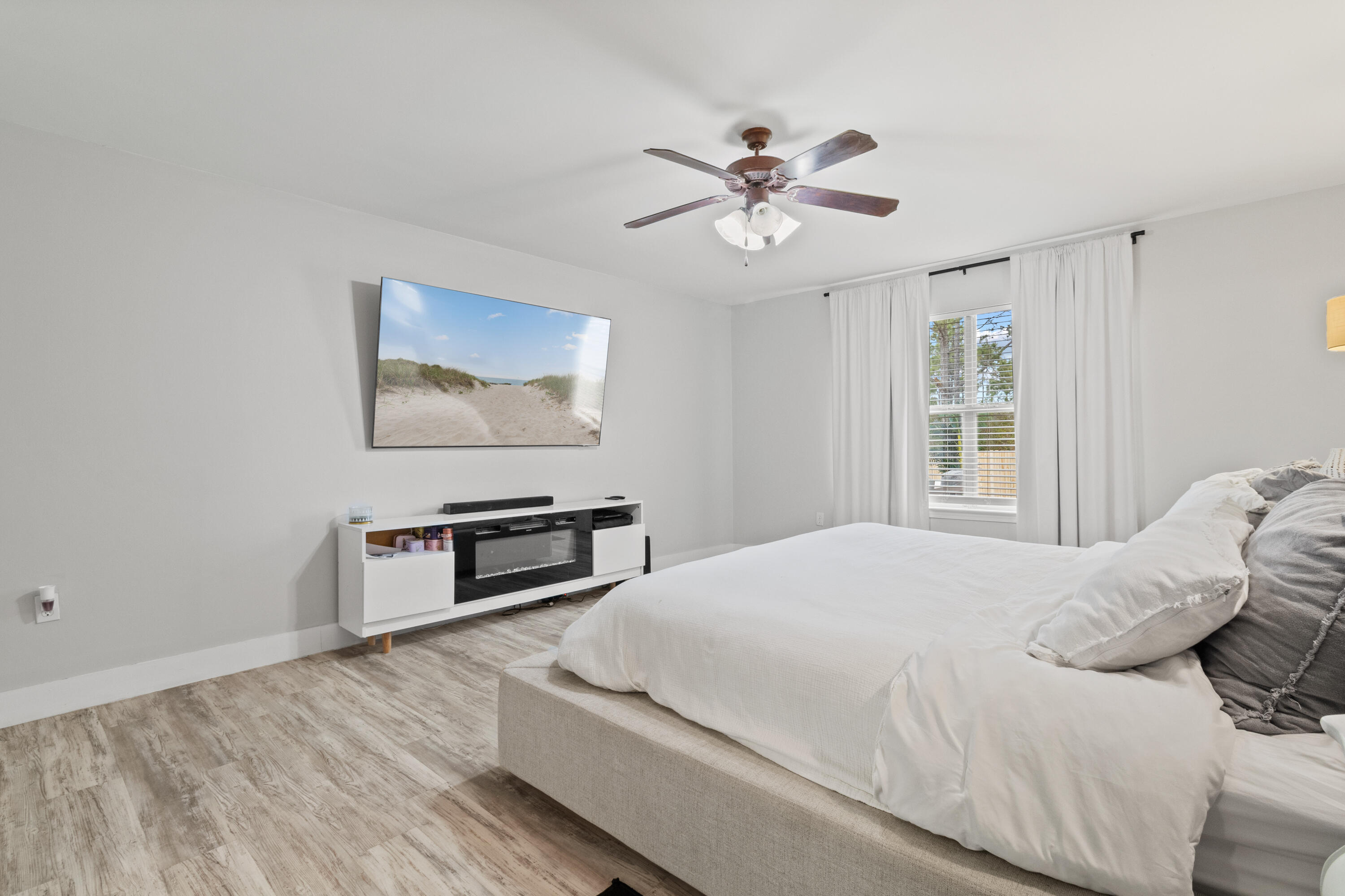 8252 Cosica Boulevard Navarre, FL 32566 - Photo 19 of 51 Master Bedroom