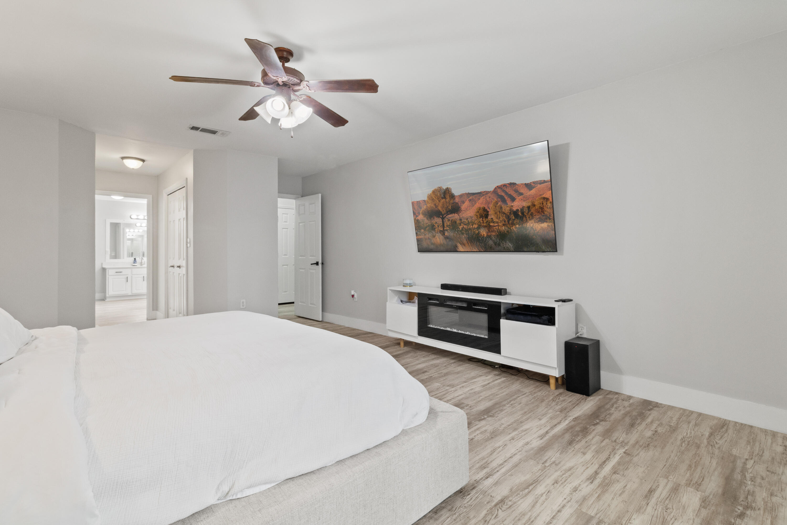 8252 Cosica Boulevard Navarre, FL 32566 - Photo 20 of 51 Master Bedroom