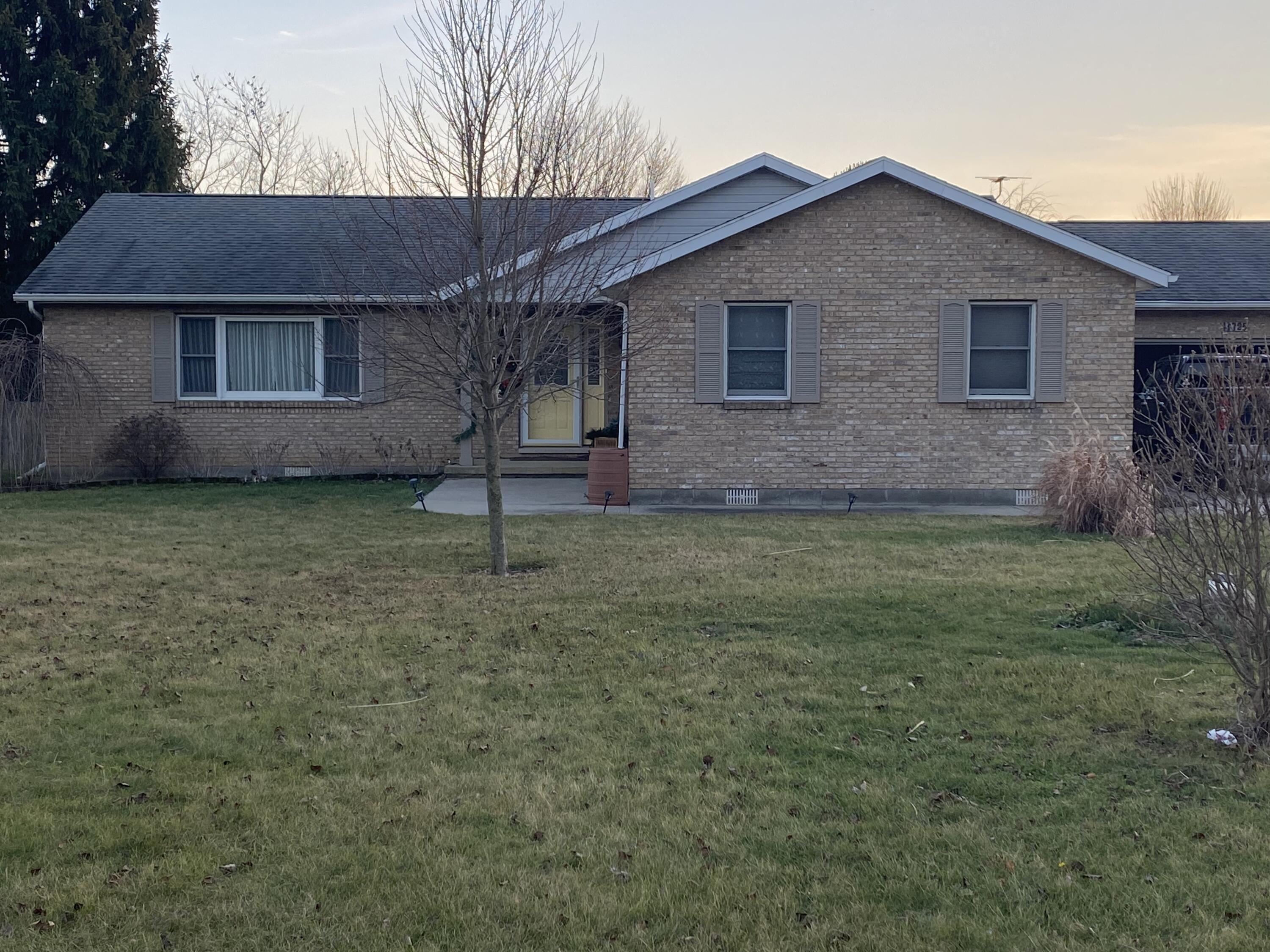 1725 Willow Road Springfield, OH 45502 - Photo 3 of 33