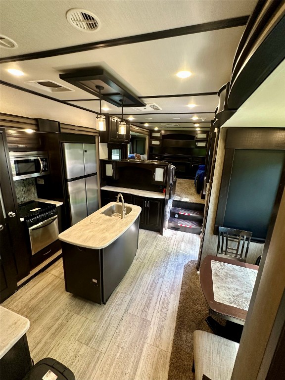 143 Moffett Springs Road, Unit B Huntsville, TX 77320 - Photo 13 of 18