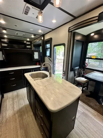 $950 | 143 Moffett Springs Road, Unit B, Huntsville, TX 77320