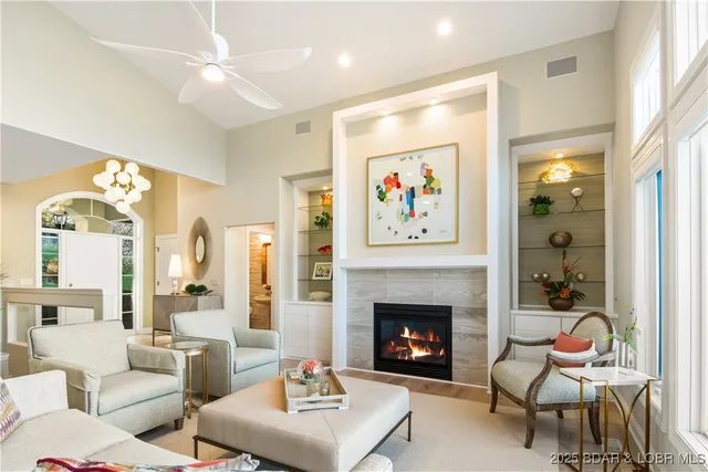 $1,195,000 | 178 Muirfield Court, Sunrise Beach, MO 65079