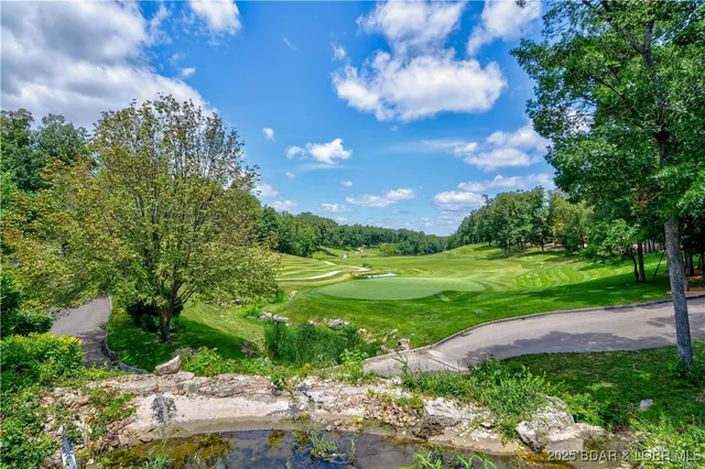 $1,195,000 | 178 Muirfield Court, Sunrise Beach, MO 65079