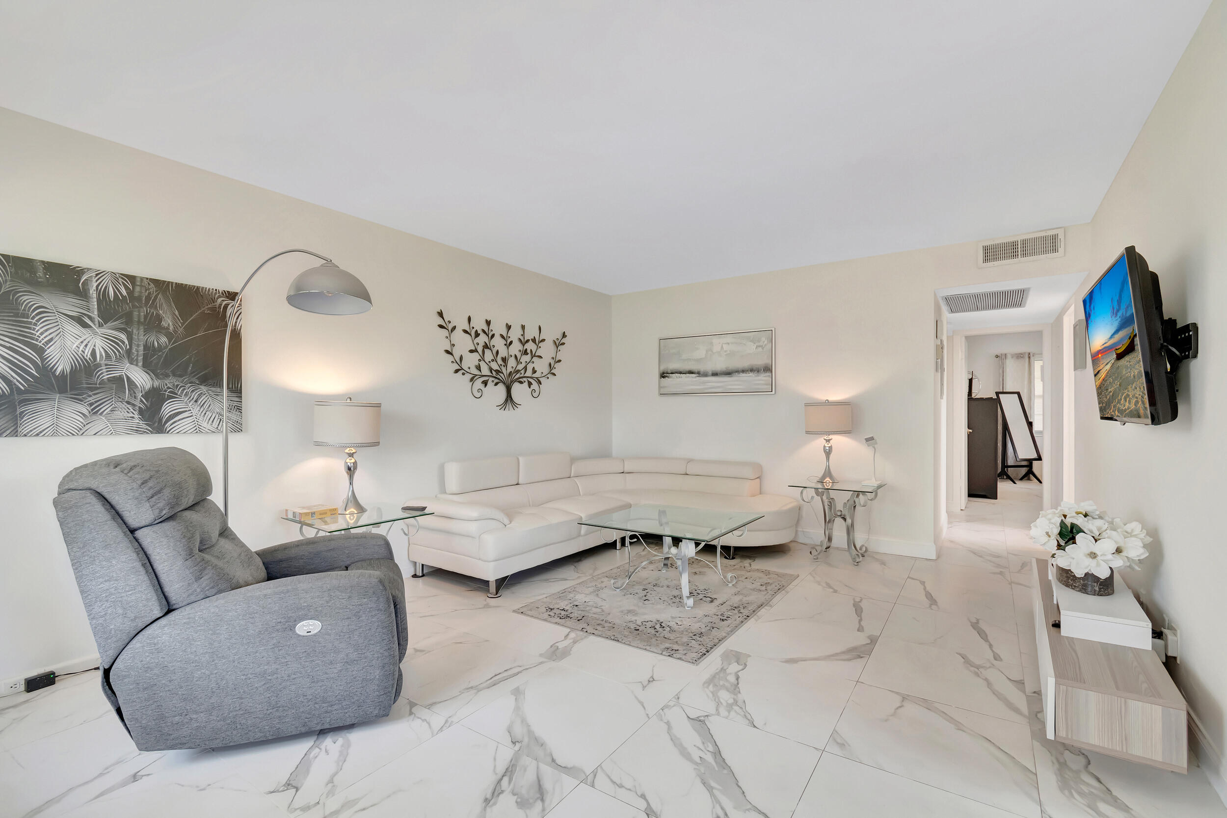 85 Preston F Boca Raton, FL 33434 - Photo 26 of 74 Living Room 3