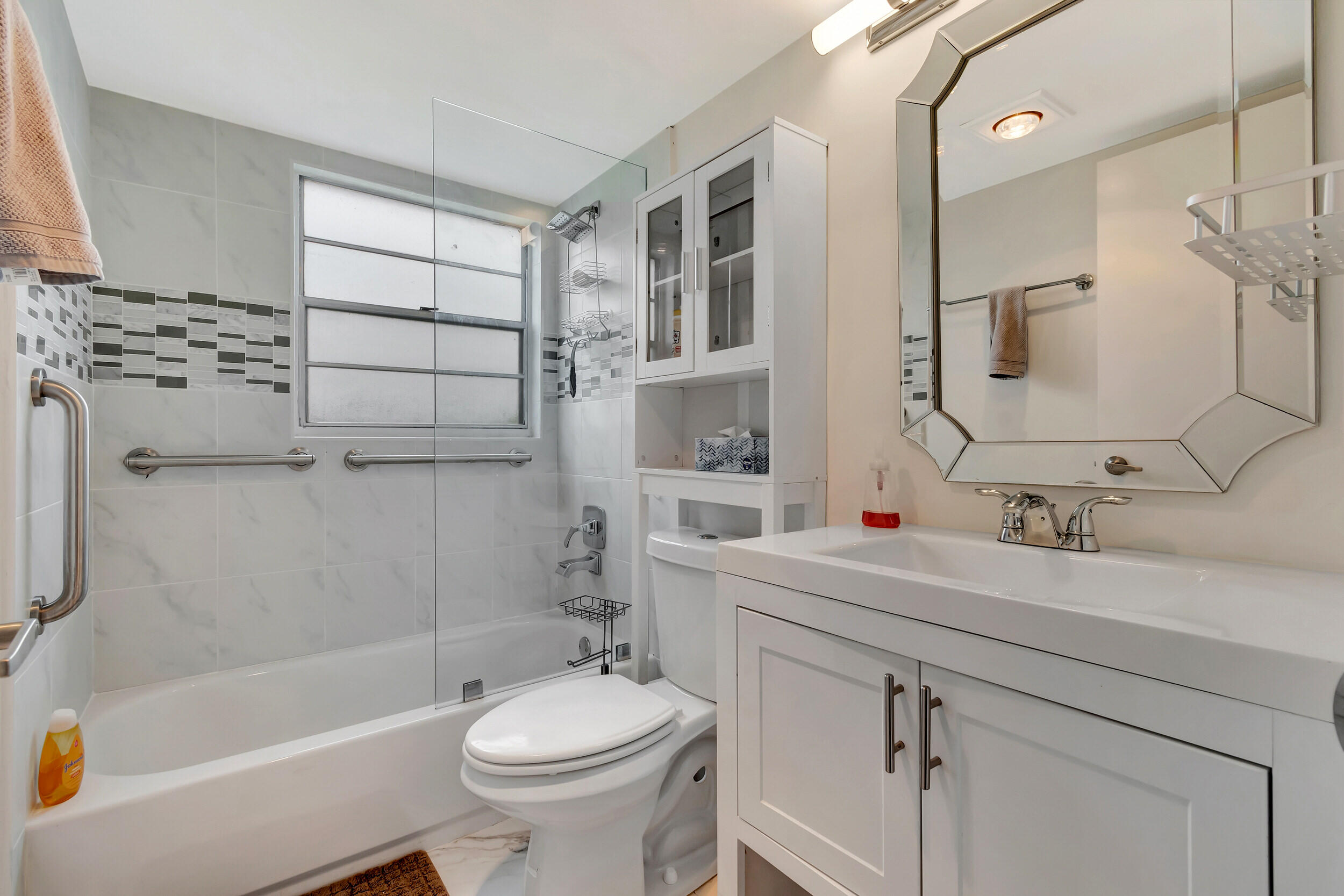 85 Preston F Boca Raton, FL 33434 - Photo 34 of 74 Full Bathroom 2