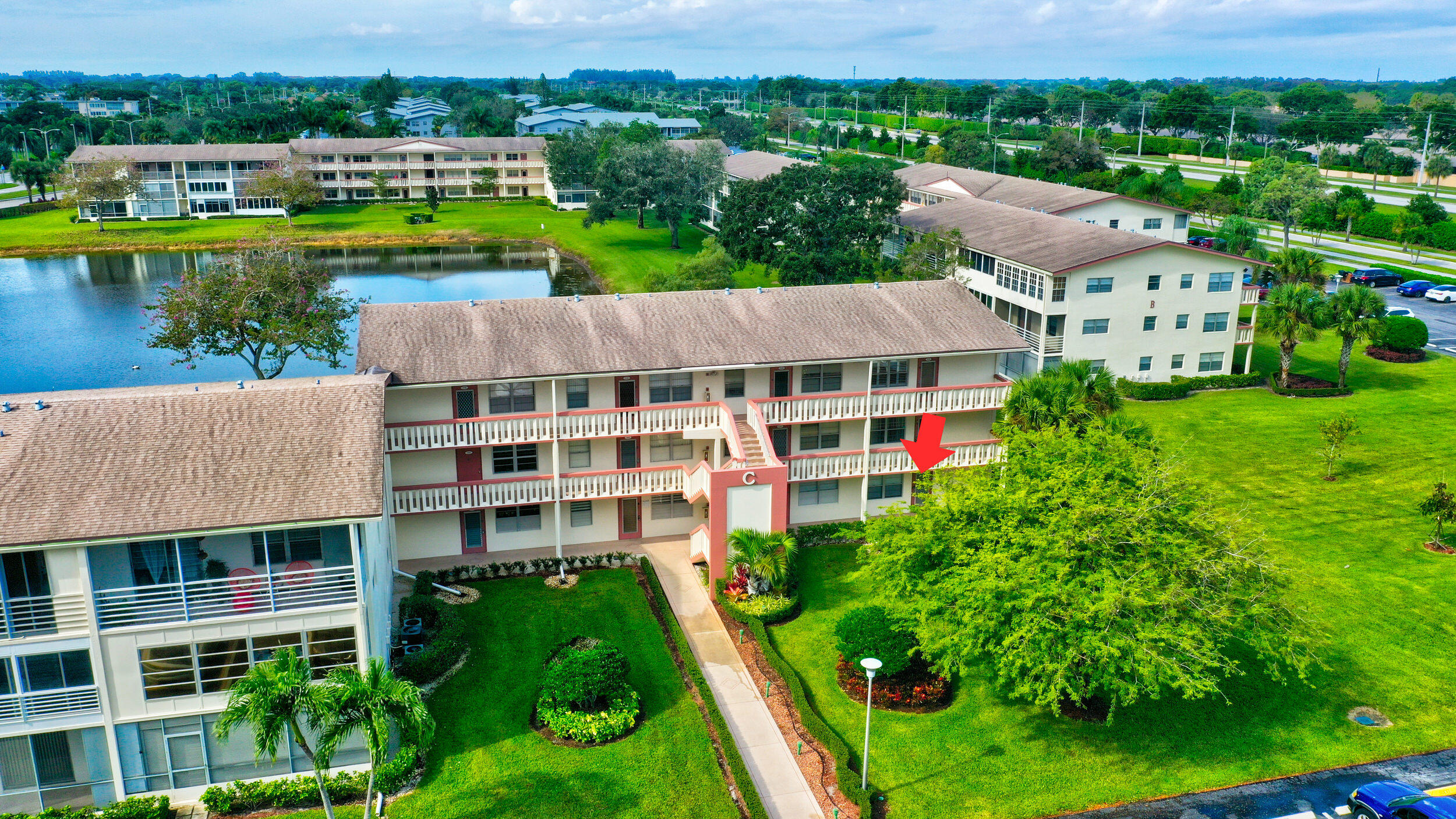 85 Preston F Boca Raton, FL 33434 - Photo 5 of 74 Aerial 4