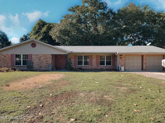 $165,000 | 3954 Riverpine Drive, Moss Point, MS 39563