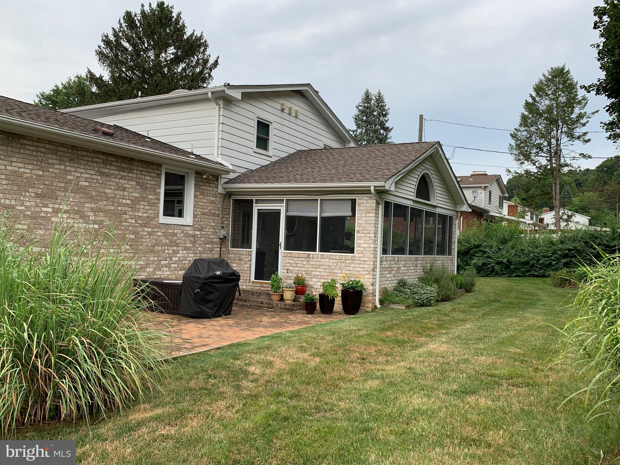 2920 Beacon Road York, PA 17402 - Photo 6 of 8 Gallery Image 6