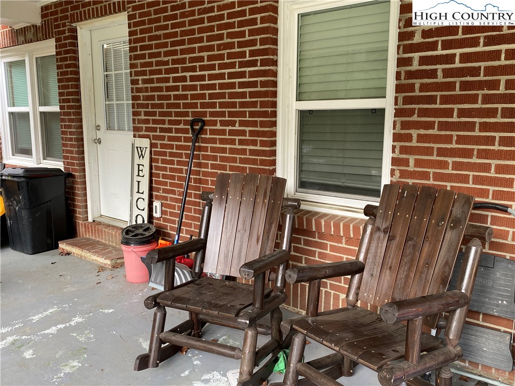 930 Macedonia Church Road Sparta, NC 28675 - Photo 4 of 26 Gallery Image 4