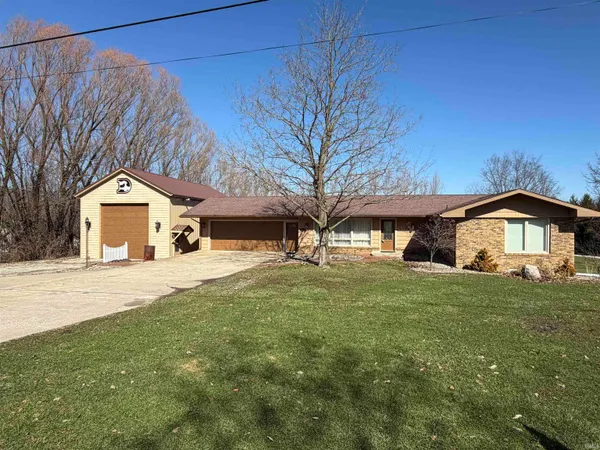 $399,900 | 25675 County Road 24, Elkhart, IN 46517