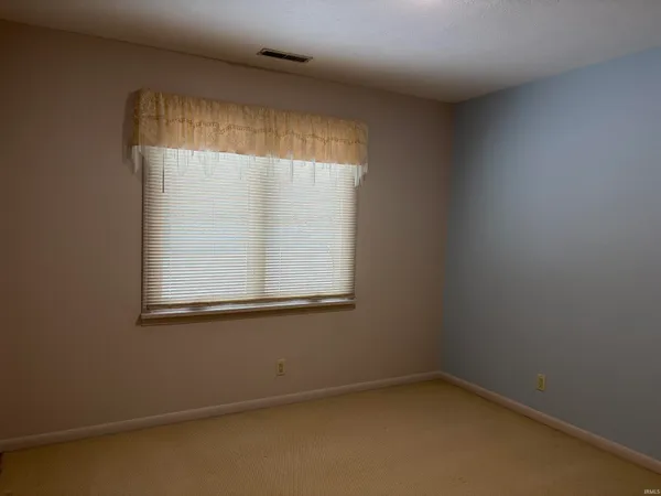 $399,900 | 25675 County Road 24, Elkhart, IN 46517