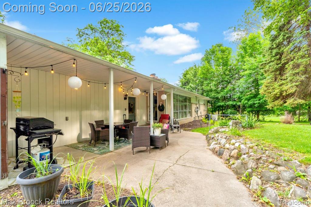 28403 Peppermill Road Farmington, MI 48331 - Photo 28 of 33