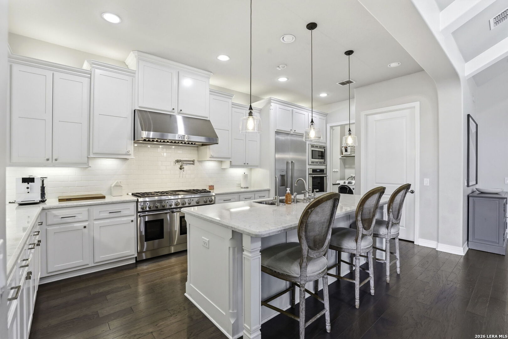 29054 Axis View Boerne, TX 78006 - Photo 10 of 35
