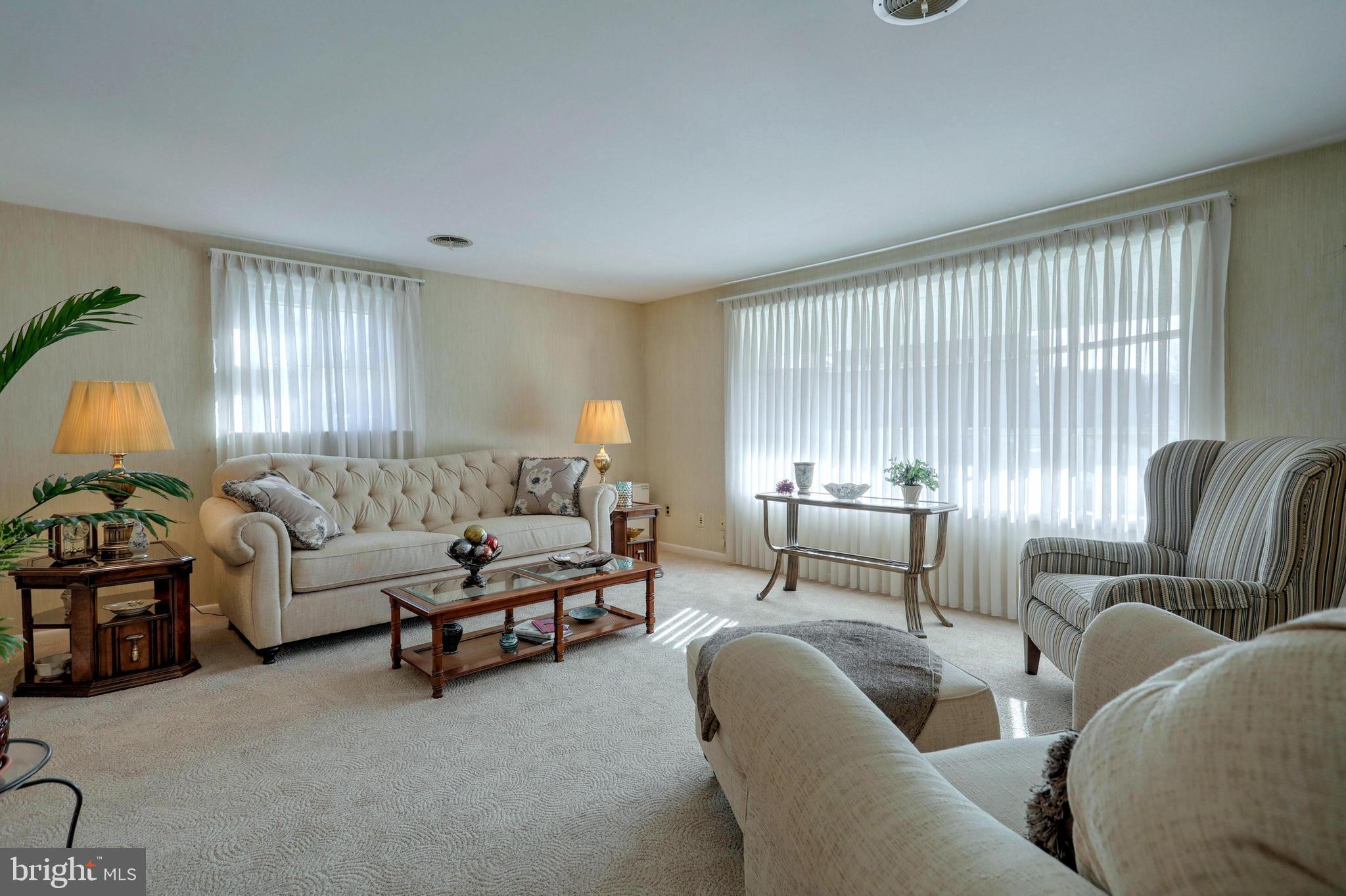 4477 Walters Hatchery Road Spring Grove, PA 17362 - Photo 24 of 56 Living Room