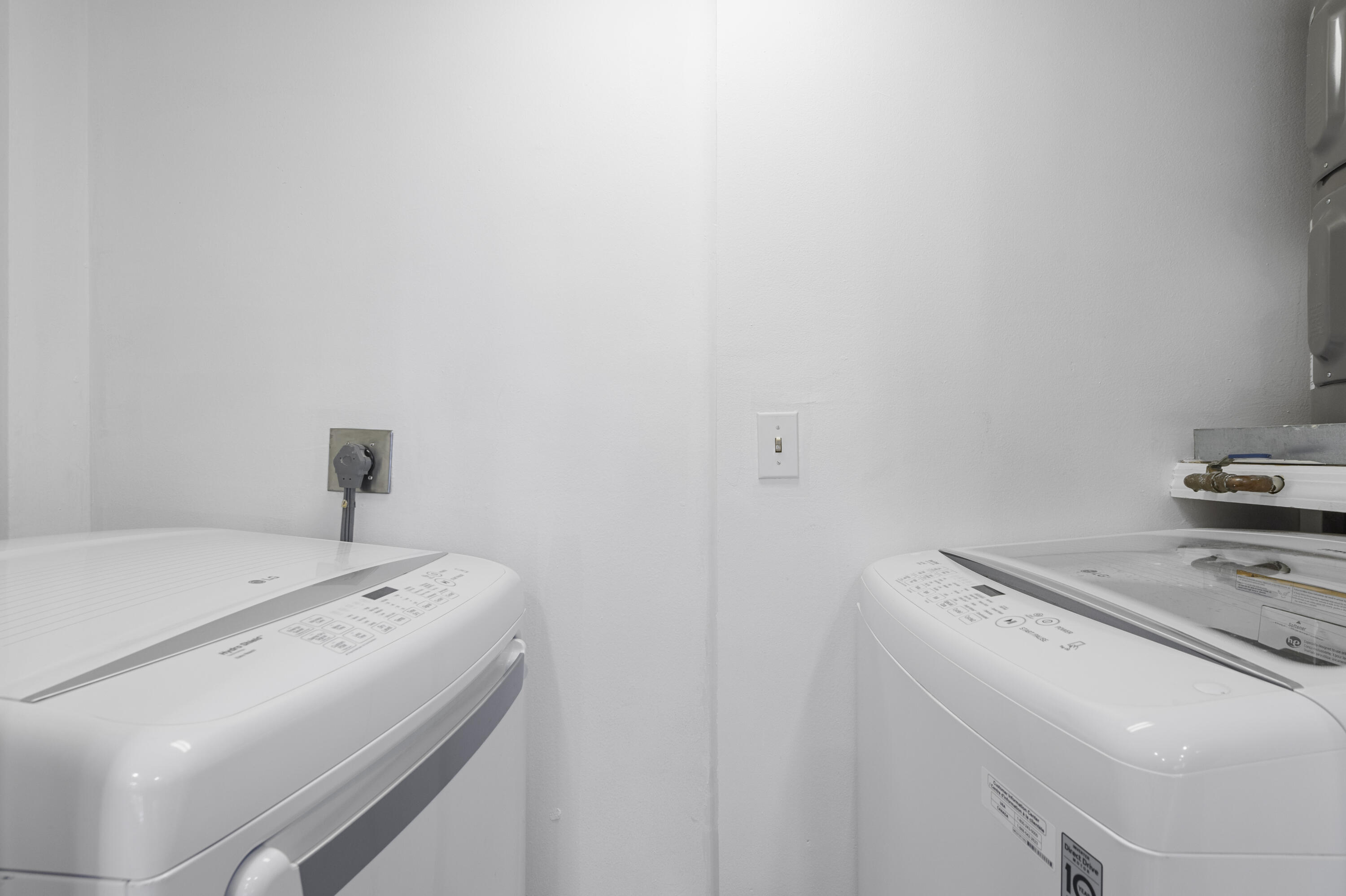 859 Jeffery Street, Unit 212 Boca Raton, FL 33487 - Photo 19 of 53 DSC_2339