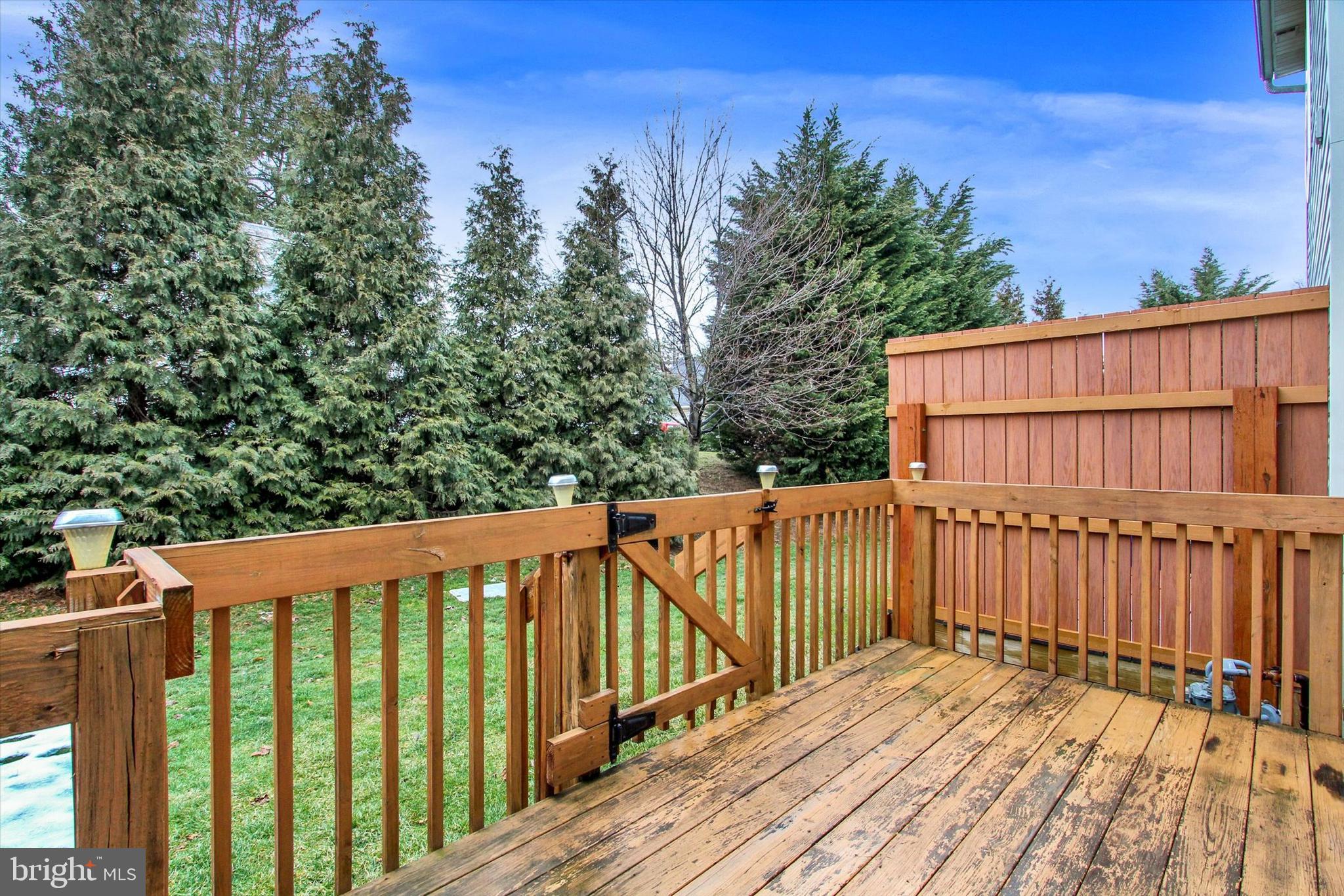 2426 Schultz Way York, PA 17402 - Photo 29 of 32
