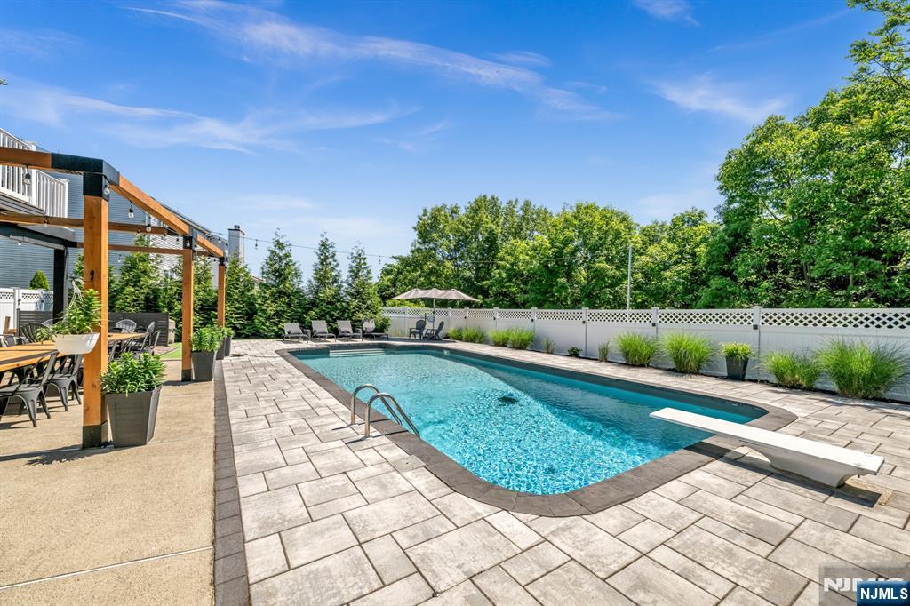22 Fox Boro Road Wayne, NJ 07470 - Photo 48 of 50