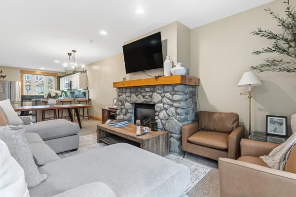 $774,900 | 5007 Fall Line Drive, Unit 5007, Carrabassett Valley, ME 04947