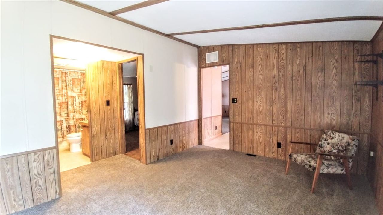 2265 South 29 Road Cadillac, MI 49601 - Photo 11 of 23 1867136-10.JPG