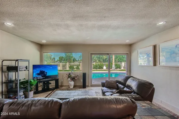 $4,650 | 8012 East Vía Campo, Scottsdale, AZ 85258