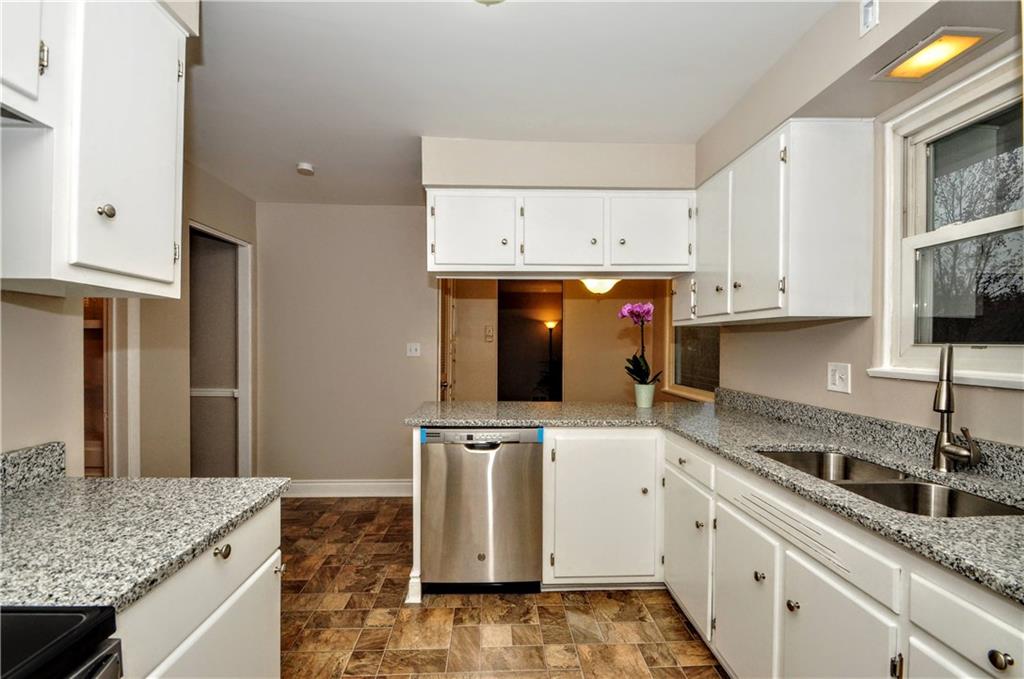 151 Johnston Road McMurray, PA 15317 - Photo 11 of 25 Gallery Image 11