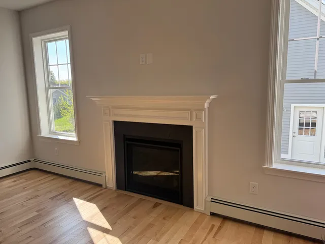 $899,000 | 11 Rock Ridge Boulevard, Lebanon, NH 03784