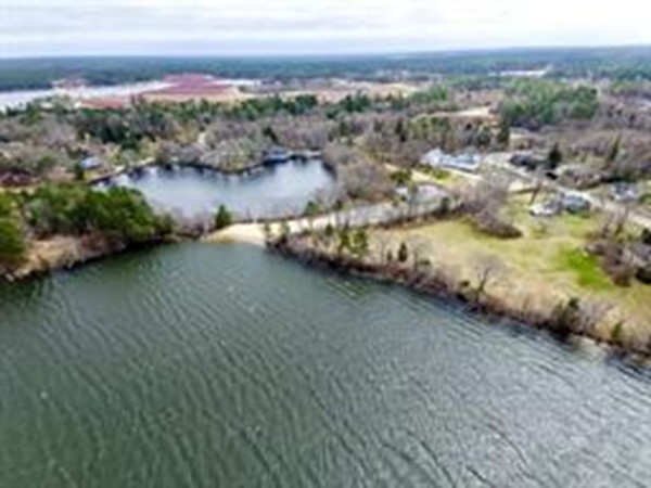 8 Pine Ridge Way, Unit E Carver, MA 02330 - Photo 2 of 9 Gallery Image 2