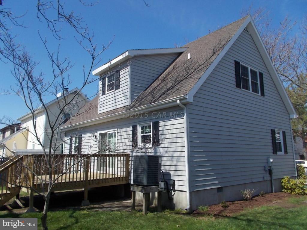 703 Anchor Chain Road Ocean City, MD 21842 - Photo 3 of 26 Gallery Image 3