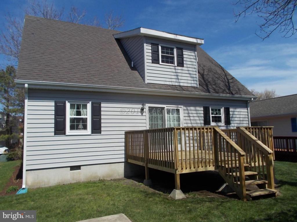 703 Anchor Chain Road Ocean City, MD 21842 - Photo 4 of 26 Gallery Image 4