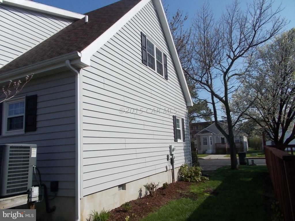 703 Anchor Chain Road Ocean City, MD 21842 - Photo 9 of 26 Gallery Image 9