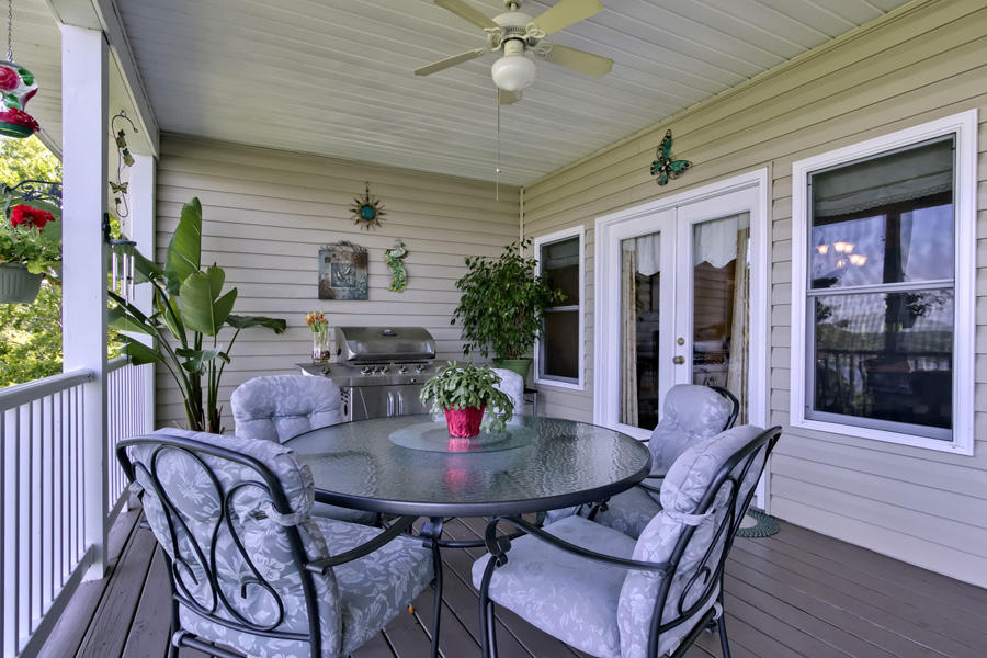 125 Mariners Point Kingston, TN 37763 - Photo 13 of 40 13_MarinersPoint_125_Deck02
