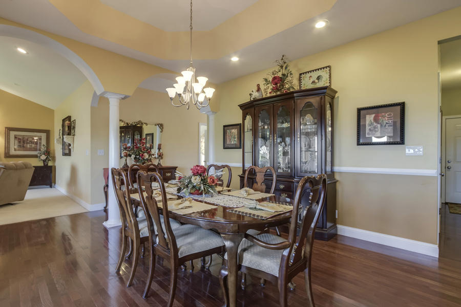 125 Mariners Point Kingston, TN 37763 - Photo 15 of 40 15_MarinersPoint_125_Dining04