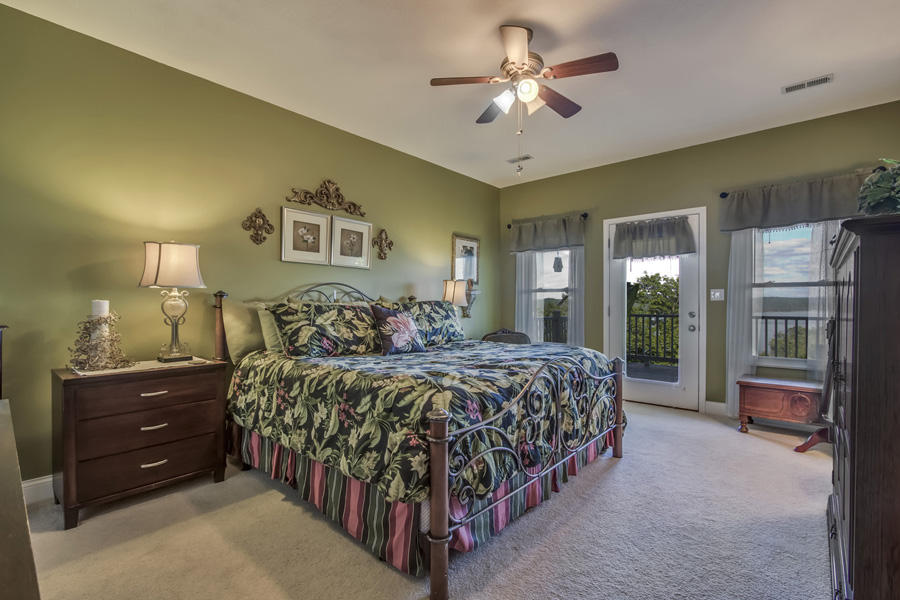 125 Mariners Point Kingston, TN 37763 - Photo 22 of 40 22_MarinersPoint_125_MasterBedroom