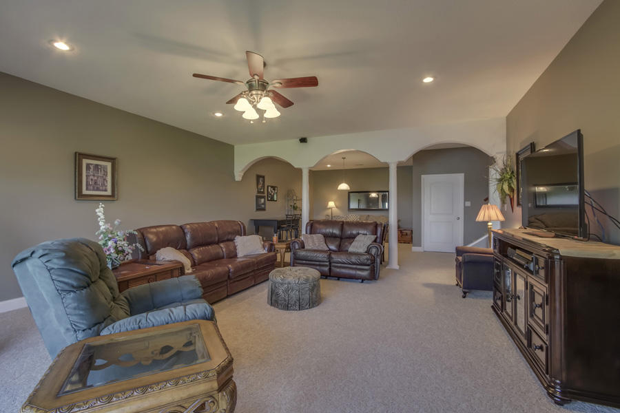 125 Mariners Point Kingston, TN 37763 - Photo 28 of 40 28_MarinersPoint_125_Family02