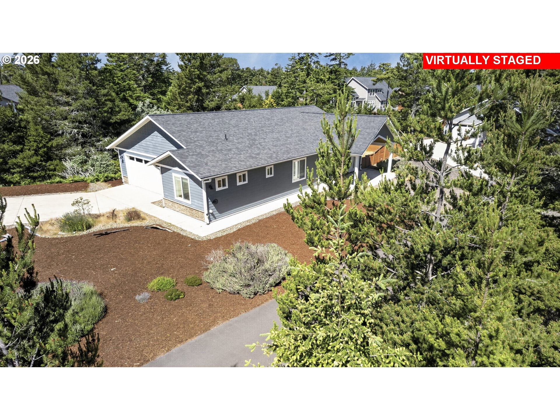 88051 Lake Point Drive Florence, OR 97439 - Photo 6 of 32