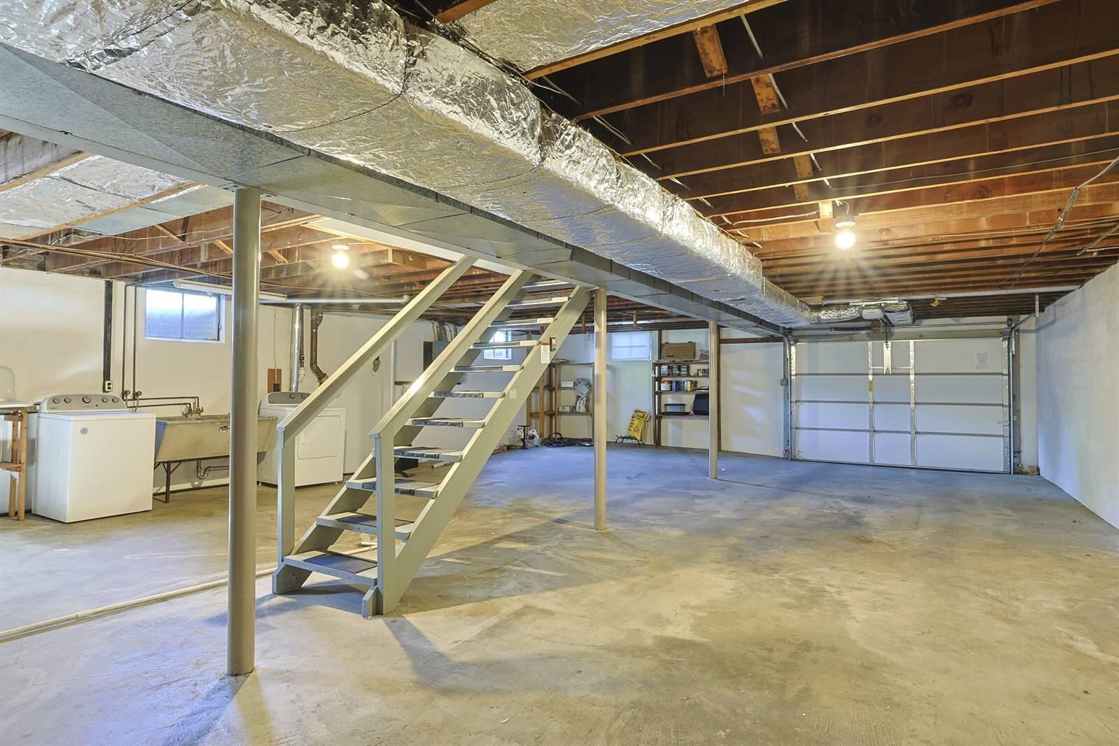 2559 Amsterdam Road Fort Mitchell, KY 41017 - Photo 21 of 34 021-Lower-Level-2
