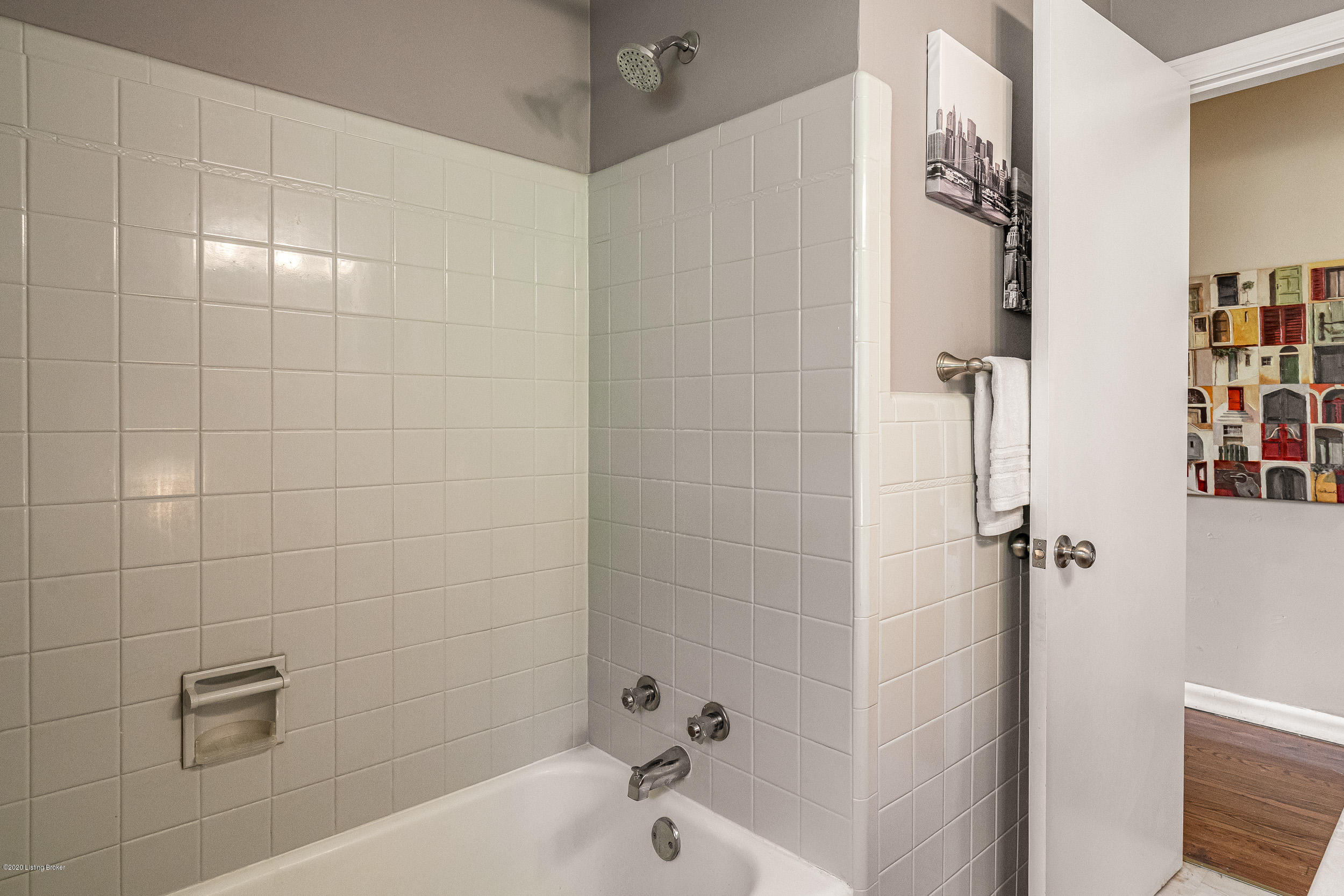 5408 Winding Road Louisville, KY 40214 - Photo 27 of 54 Neutral Tile Color