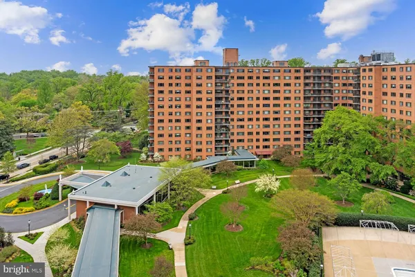 $350,000 | 4201 Cathedral Avenue Northwest, Unit 222W, Washington, DC 20016
