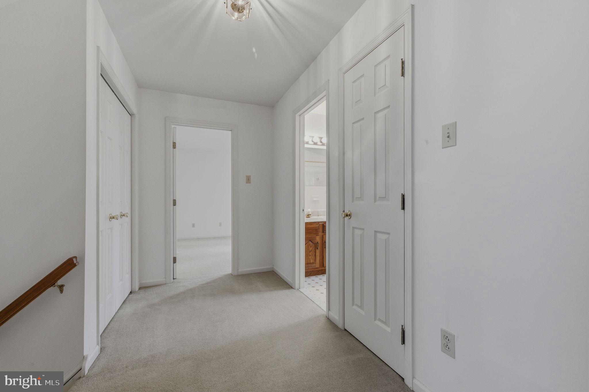 23 Raphael Road Hockessin, DE 19707 - Photo 29 of 44 a view of a hallway