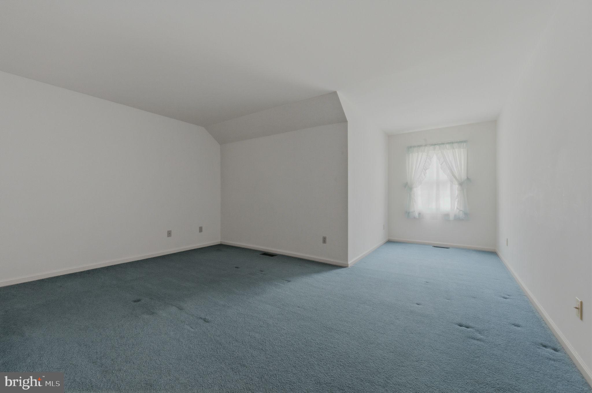 23 Raphael Road Hockessin, DE 19707 - Photo 36 of 44 a view of an empty room