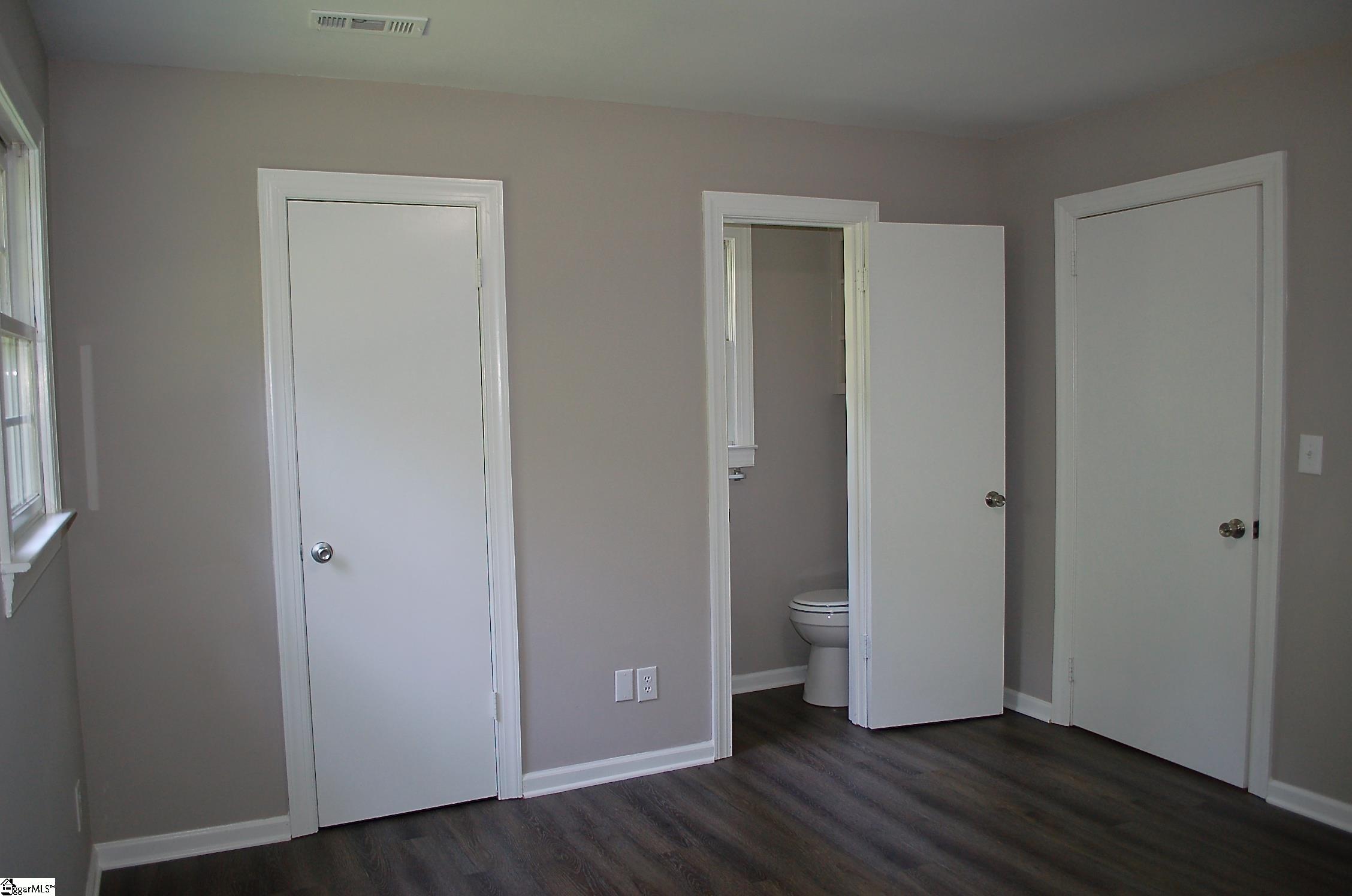 1261 Love Springs Road Cowpens, SC 29330 - Photo 12 of 23 Gallery Image 12