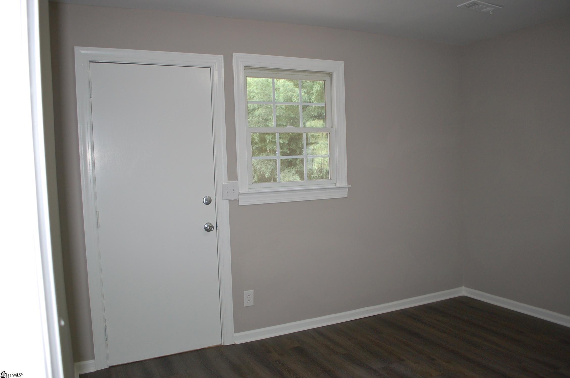 1261 Love Springs Road Cowpens, SC 29330 - Photo 14 of 23 Gallery Image 14