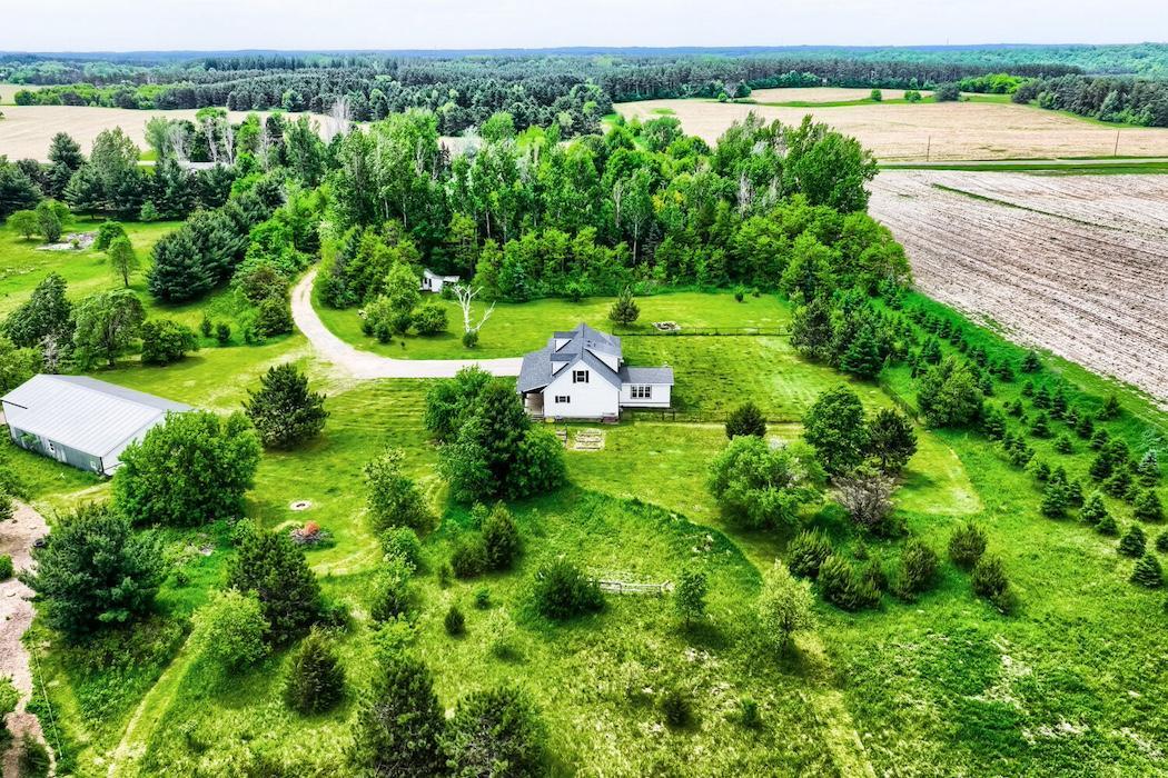 706 County Rd H New Richmond, WI 54017 - Photo 45 of 57