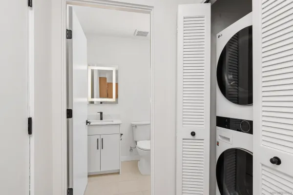 $3,000 | 1111 Torrey Pines Road, Unit 206, La Jolla, CA 92037