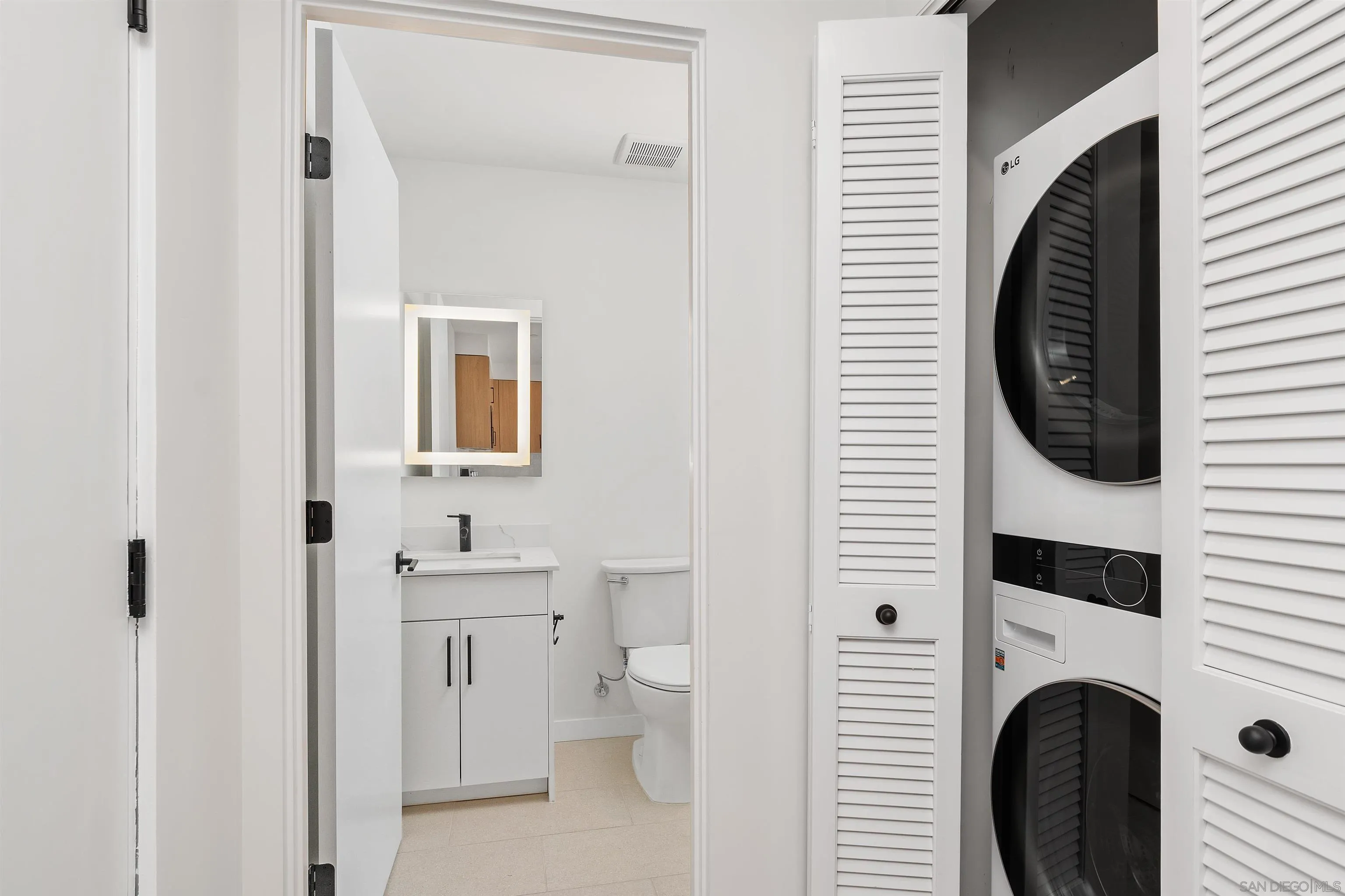 1111 Torrey Pines Road, Unit 206 La Jolla, CA 92037 - Photo 7 of 11