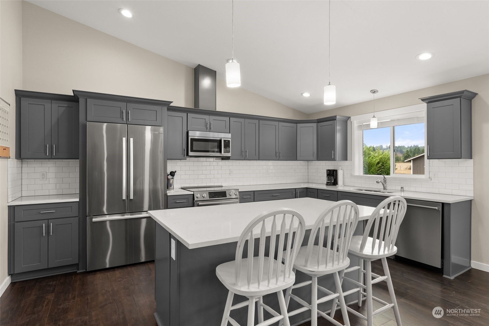1808 South Bank Road Oakville, WA 98568 - Photo 6 of 27 Gallery Image 6