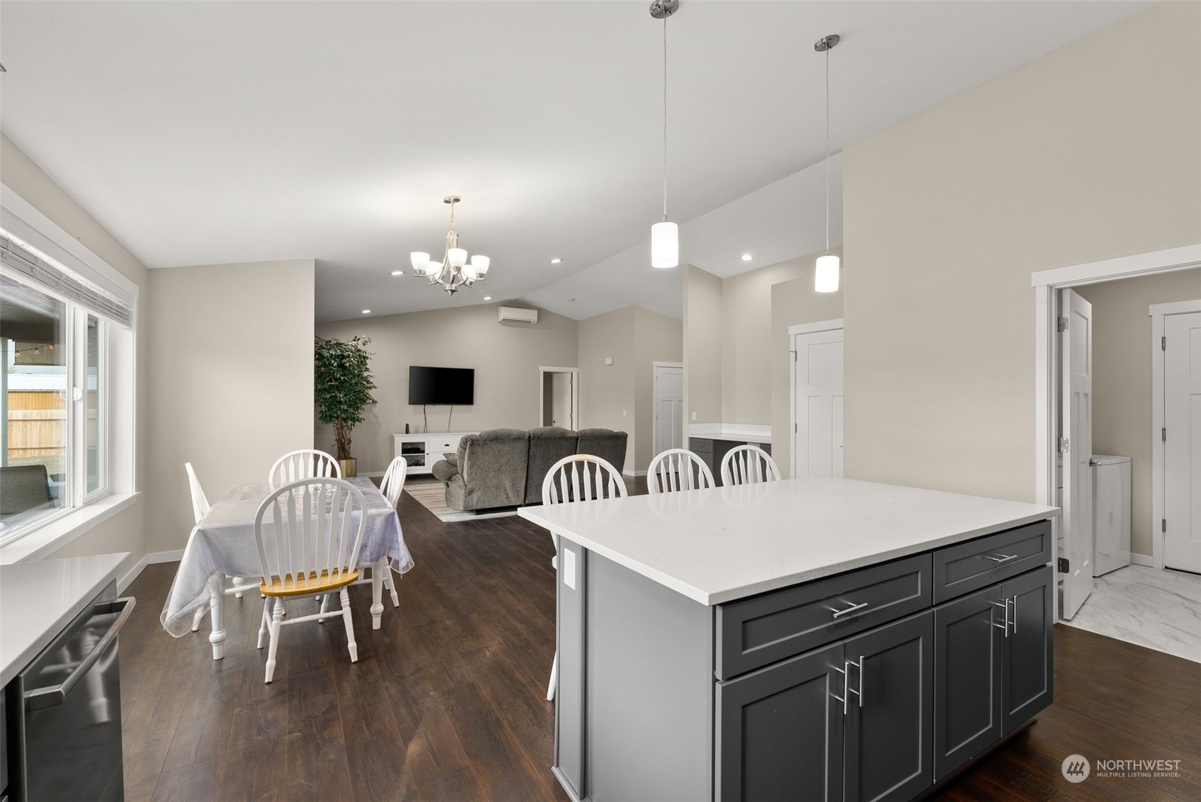 1808 South Bank Road Oakville, WA 98568 - Photo 8 of 27 Gallery Image 8