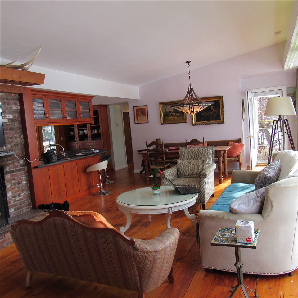 488 Foster Hill Road Henniker, NH 03242 - Photo 2 of 29 Gallery Image 2