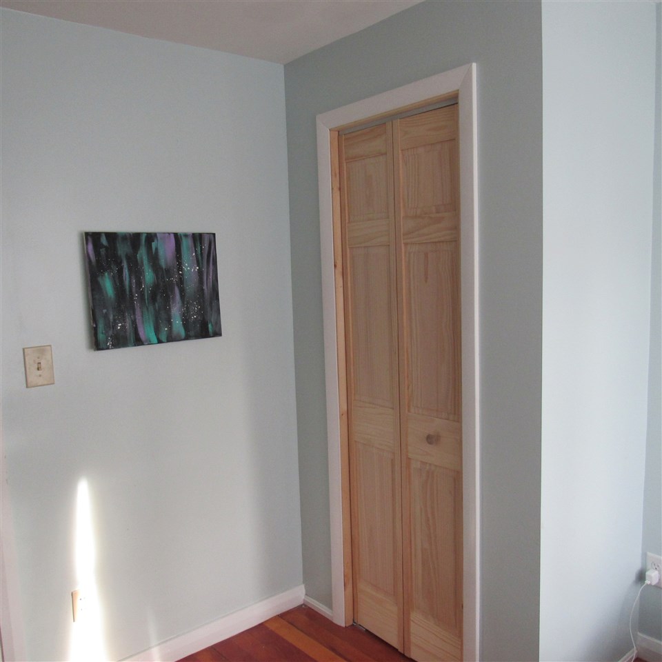 488 Foster Hill Road Henniker, NH 03242 - Photo 11 of 29 Gallery Image 11