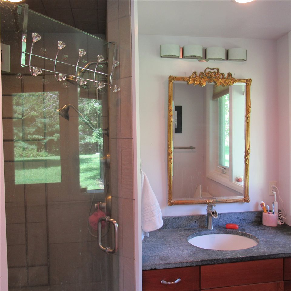 488 Foster Hill Road Henniker, NH 03242 - Photo 18 of 29 Gallery Image 18